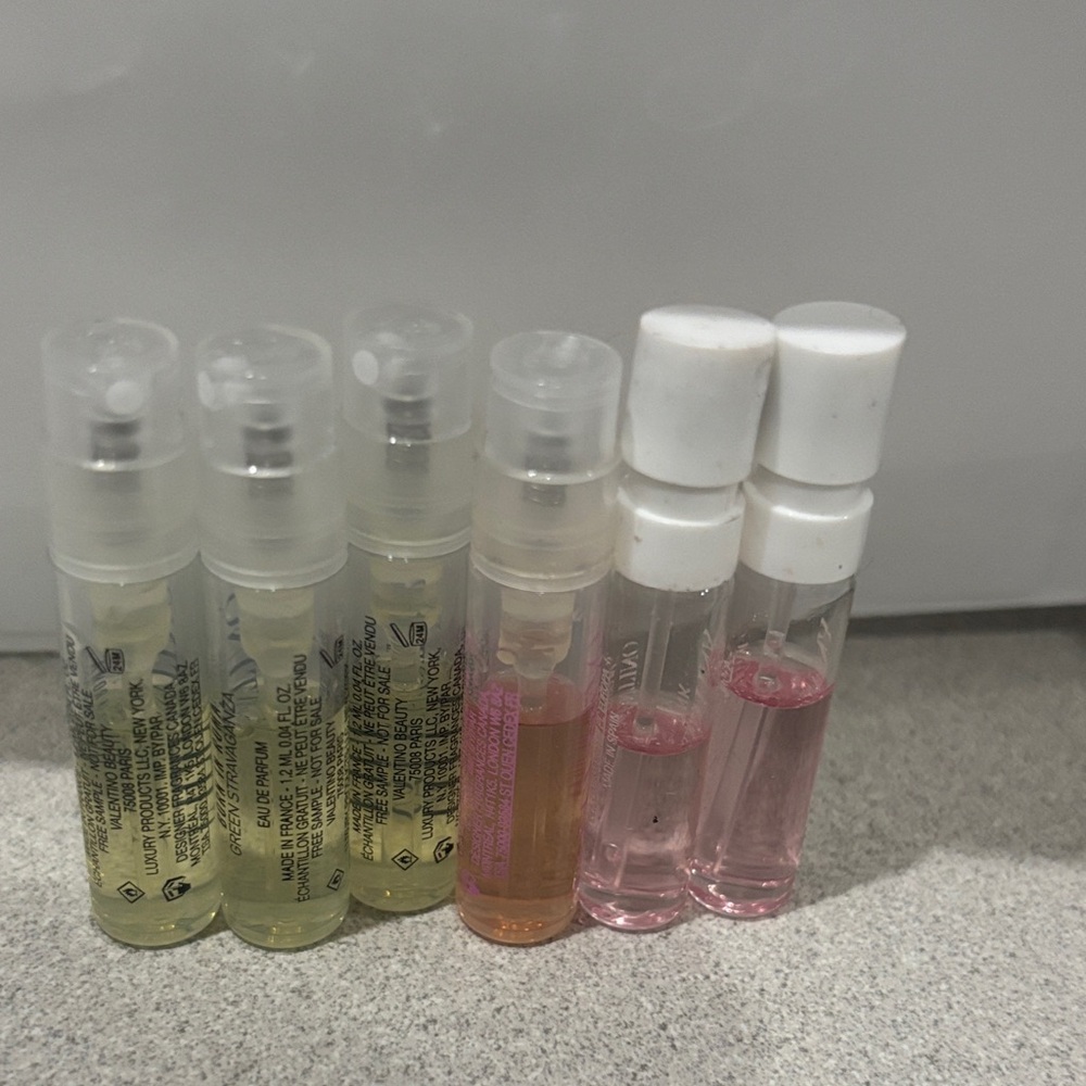 Valentino Assorted Sample discovery Set